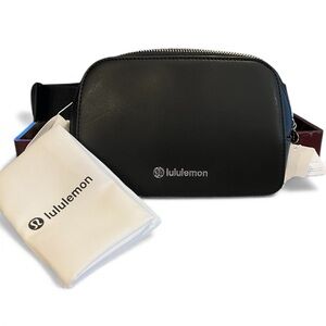 Lululemon Black Zip Belt Bag / Crossbody with Logo & Dust Cloth NWT